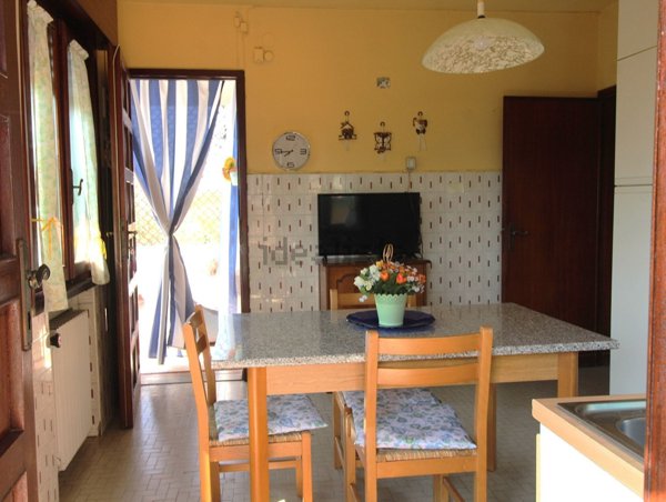 casa indipendente in vendita ad Altopascio in zona Badia Pozzeveri