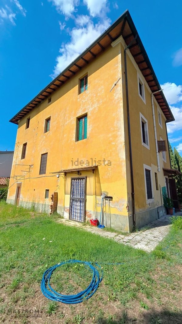 casa indipendente in vendita ad Altopascio