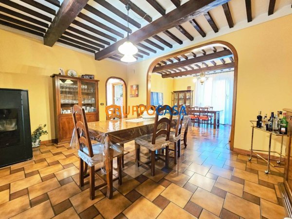 casa indipendente in vendita ad Altopascio