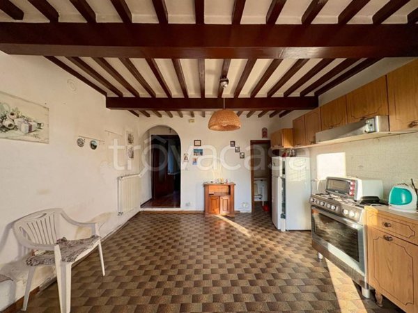 casa indipendente in vendita ad Altopascio in zona Marginone