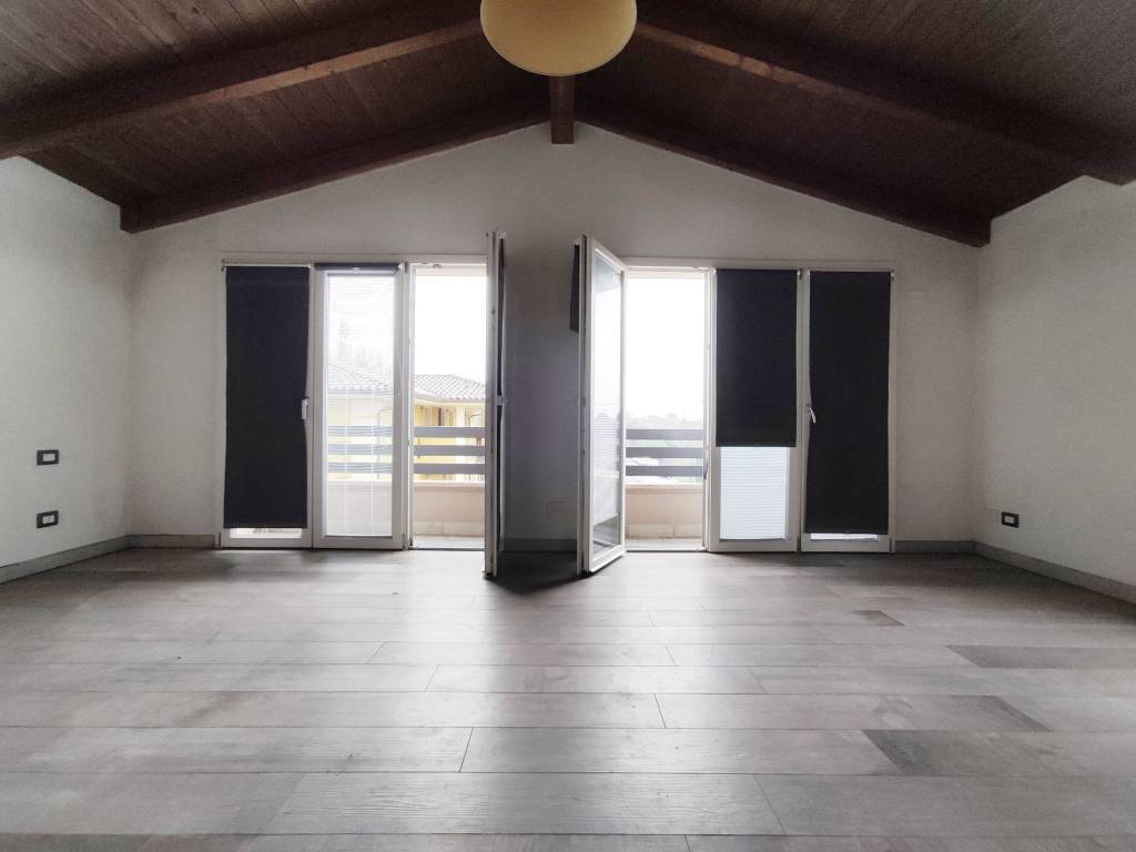 casa indipendente in vendita ad Altopascio