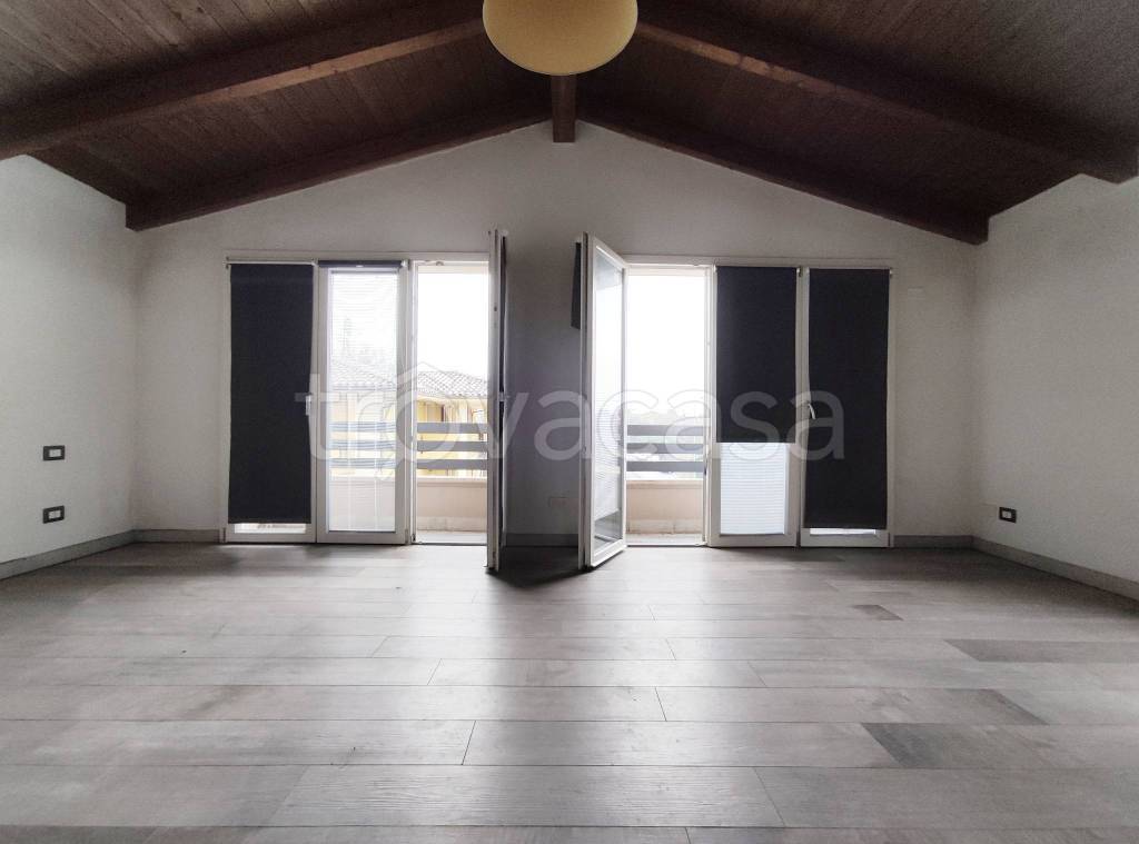 casa indipendente in vendita ad Altopascio