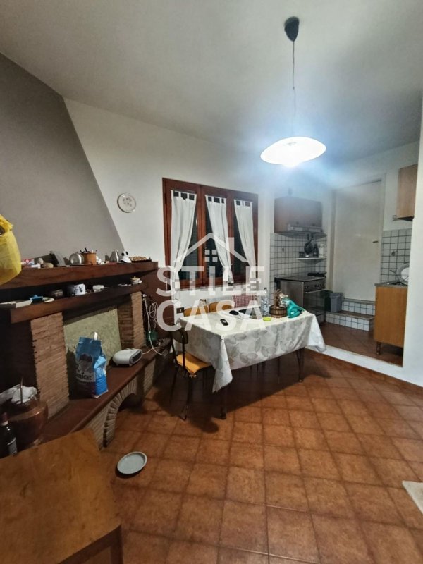 casa indipendente in vendita ad Altopascio in zona Marginone