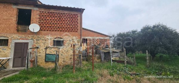 casa indipendente in vendita ad Altopascio in zona Marginone