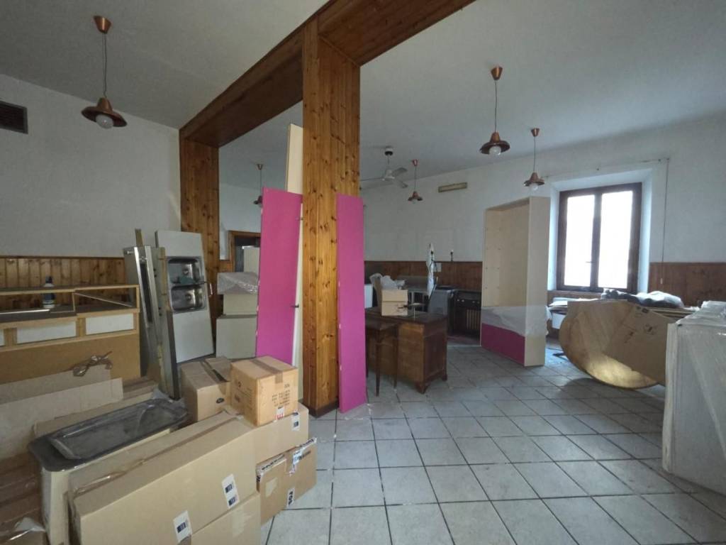 negozio in vendita ad Altopascio