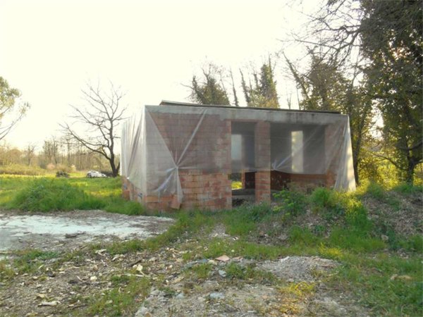 ufficio in vendita ad Altopascio in zona Badia Pozzeveri