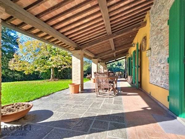 casa indipendente in vendita ad Altopascio