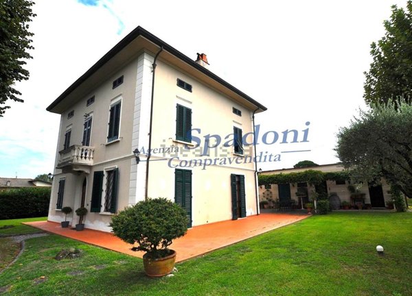 casa indipendente in vendita ad Altopascio