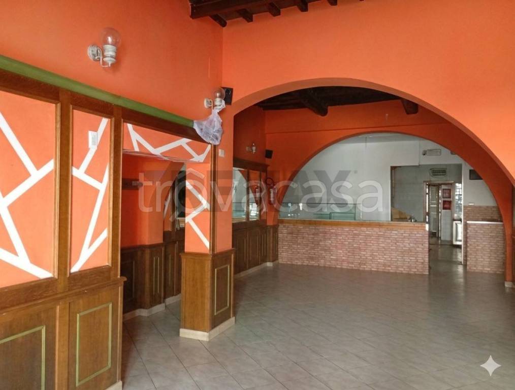 negozio in vendita ad Altopascio