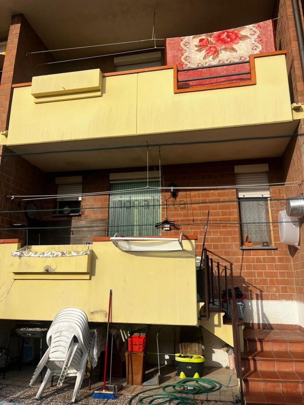 casa indipendente in vendita ad Altopascio