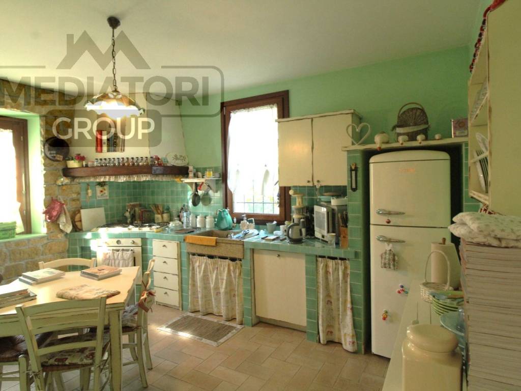 casa indipendente in vendita ad Altopascio in zona Spianate