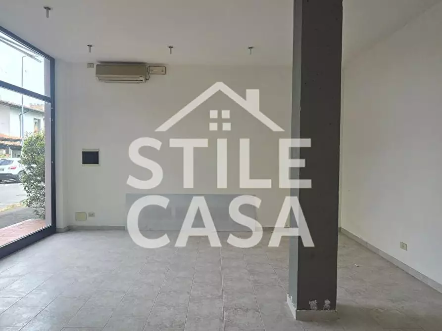 locale commerciale in vendita ad Altopascio