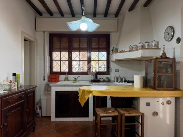 casa indipendente in vendita ad Altopascio in zona Spianate