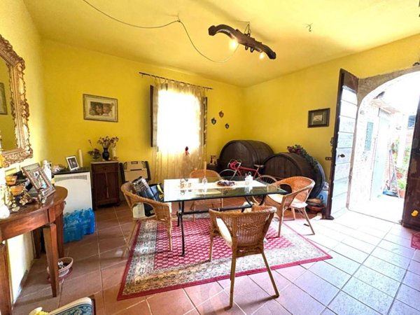 casa indipendente in vendita ad Altopascio in zona Marginone