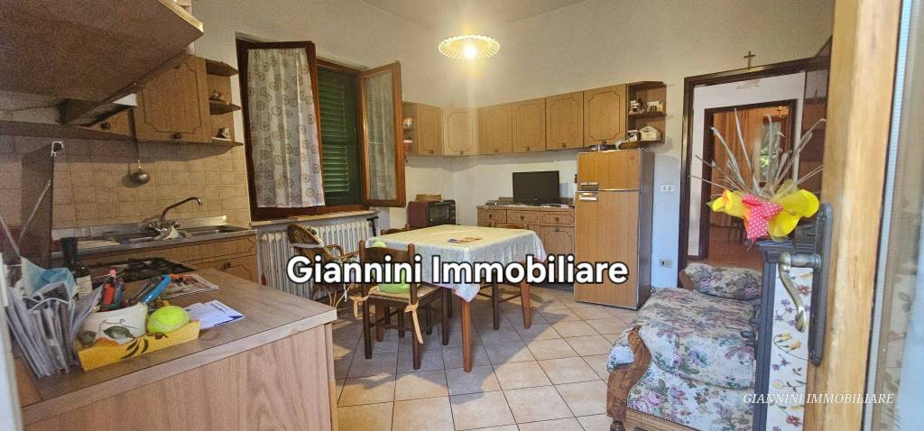 casa indipendente in vendita ad Altopascio