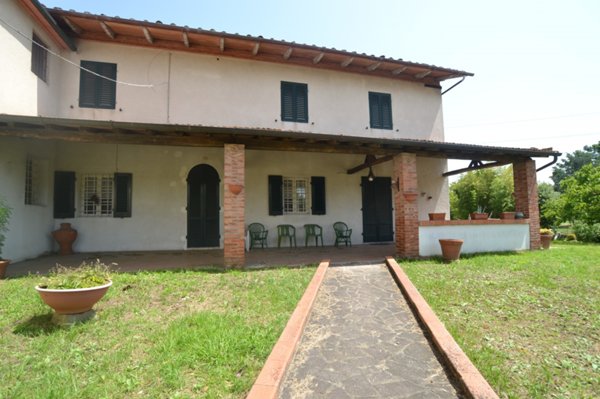 casale in vendita ad Altopascio in zona Marginone