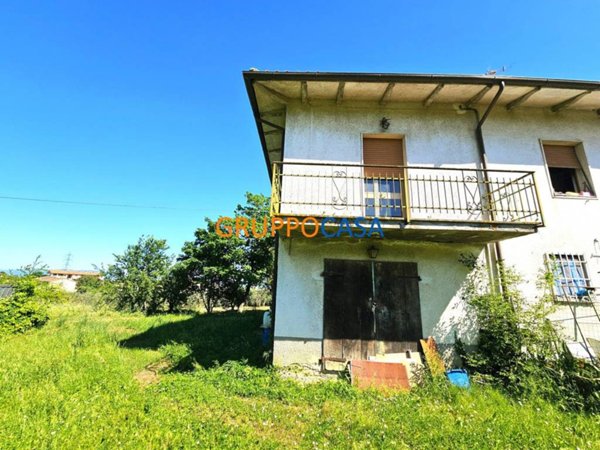 casa indipendente in vendita ad Altopascio in zona Marginone