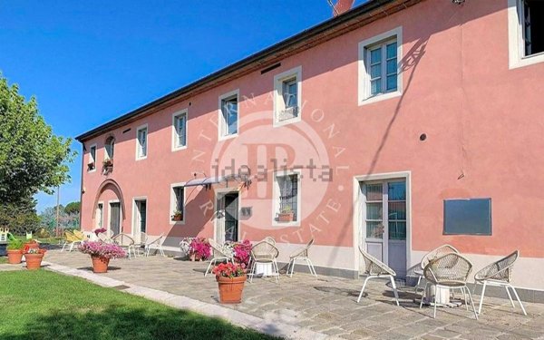 casa indipendente in vendita ad Altopascio