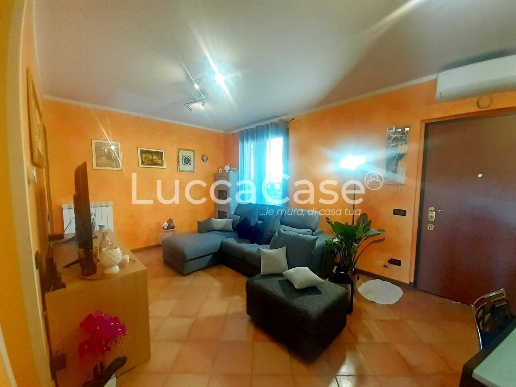 casa indipendente in vendita ad Altopascio in zona Badia Pozzeveri