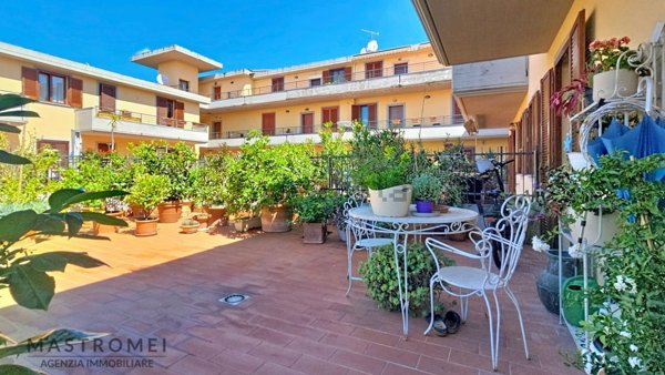 casa indipendente in vendita ad Altopascio
