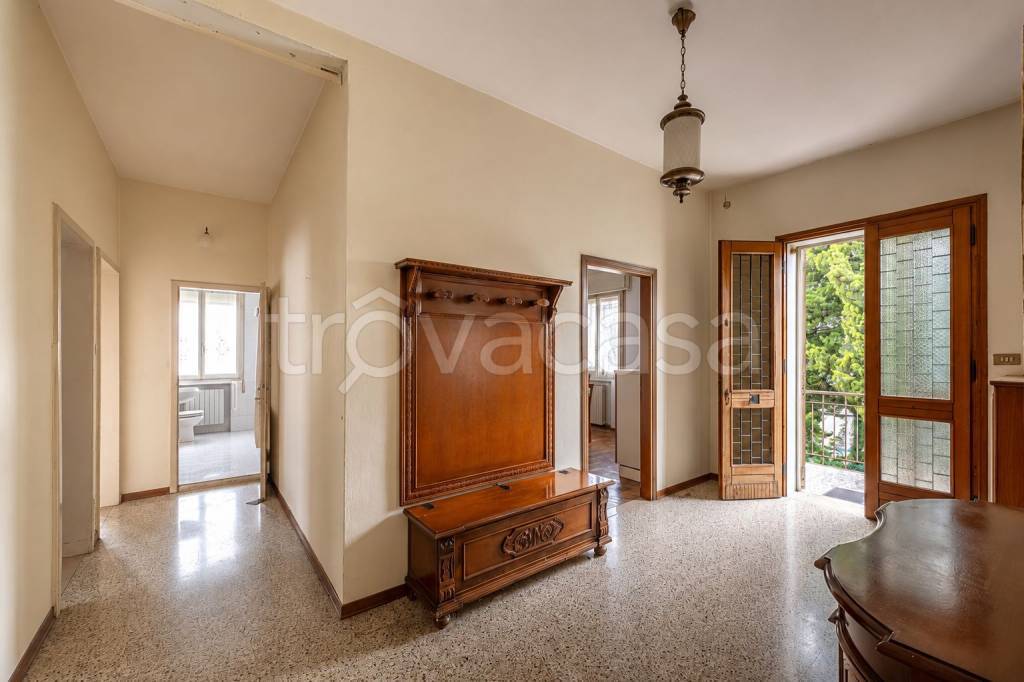 casa indipendente in vendita ad Altopascio