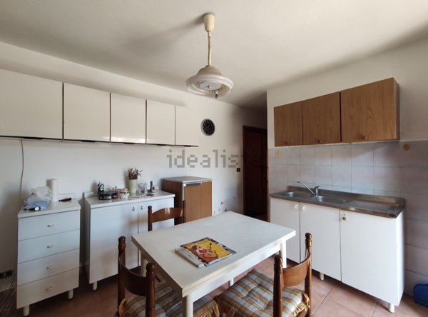 casa indipendente in vendita ad Altopascio in zona Badia Pozzeveri
