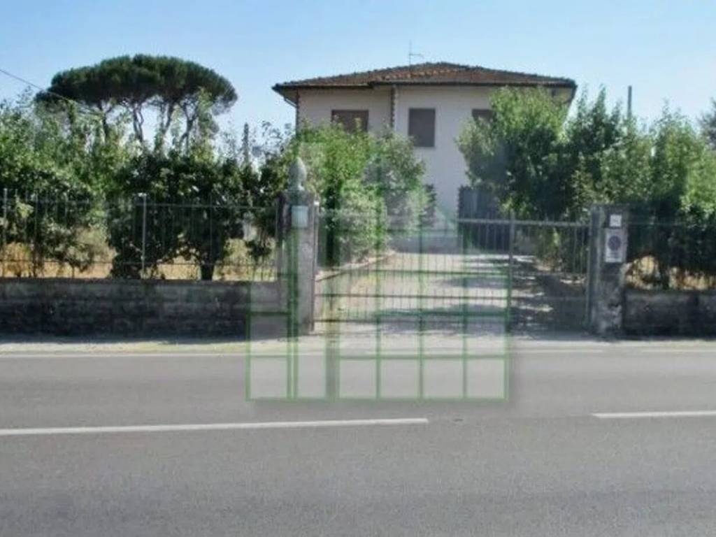 casa indipendente in vendita ad Altopascio in zona Spianate