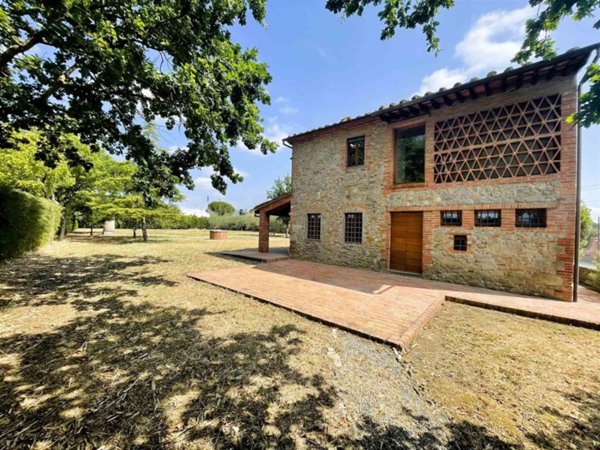 casa indipendente in vendita ad Altopascio in zona Spianate