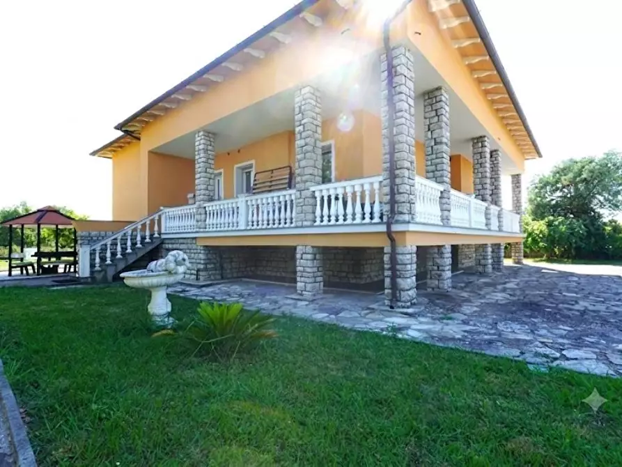 casa indipendente in vendita ad Altopascio