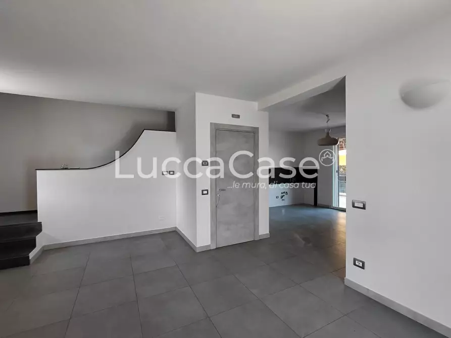 casa indipendente in vendita ad Altopascio