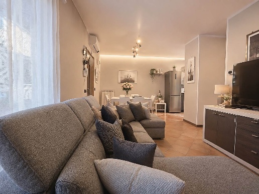 casa indipendente in vendita ad Altopascio in zona Badia Pozzeveri