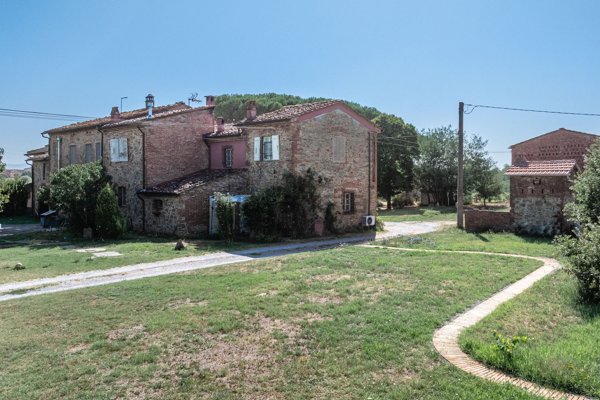 casale in vendita ad Altopascio in zona Spianate