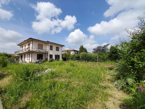 casa indipendente in vendita ad Altopascio in zona Spianate