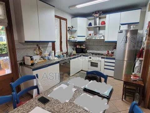casa indipendente in vendita ad Altopascio