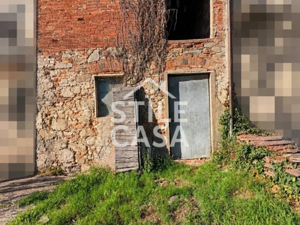 casa indipendente in vendita ad Altopascio in zona Badia Pozzeveri