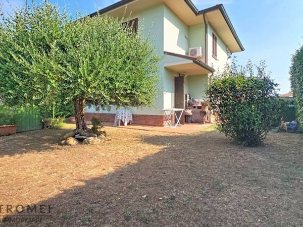 casa indipendente in vendita ad Altopascio