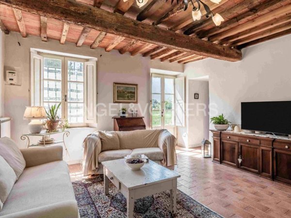 casa indipendente in vendita ad Altopascio in zona Spianate