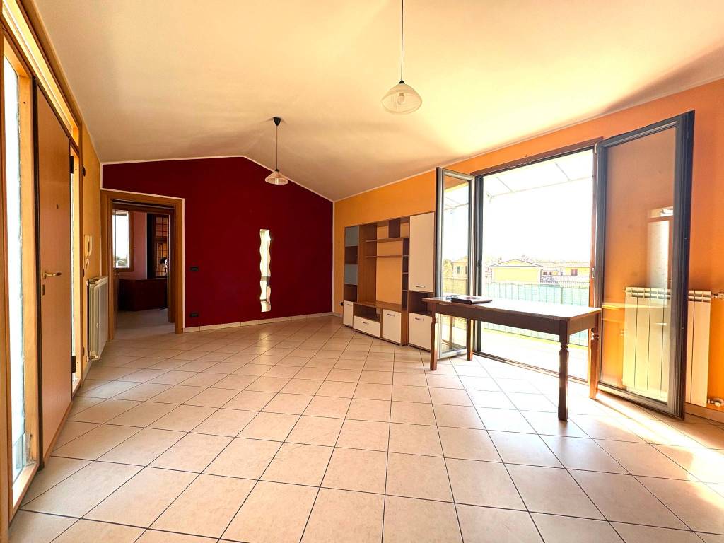 appartamento in vendita ad Altopascio in zona Spianate