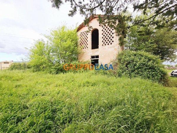 casale in vendita ad Altopascio in zona Spianate