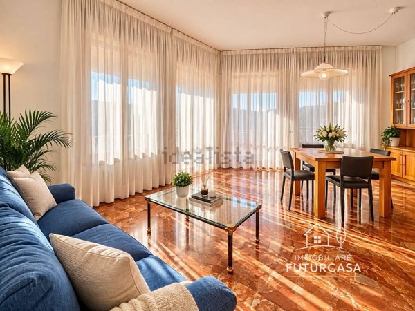 casa indipendente in vendita ad Altopascio