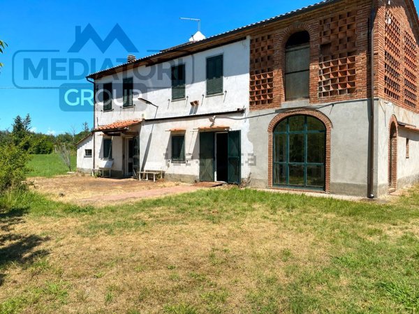 casa indipendente in vendita ad Altopascio