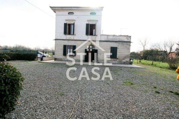 casa indipendente in vendita ad Altopascio in zona Spianate