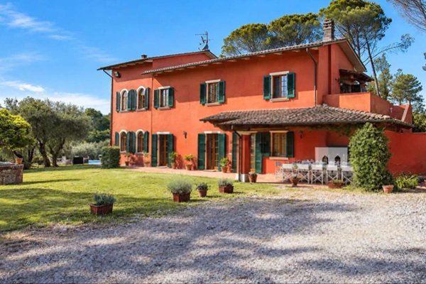 casa indipendente in vendita ad Altopascio in zona Marginone