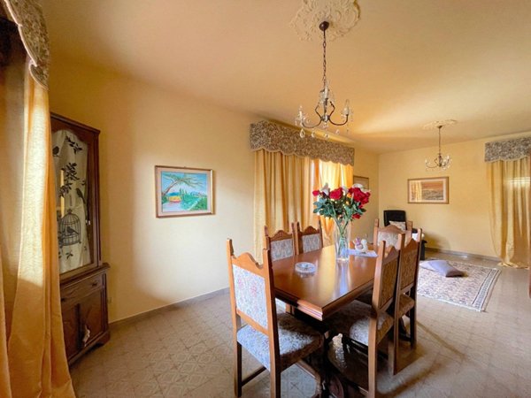 casa indipendente in vendita ad Altopascio