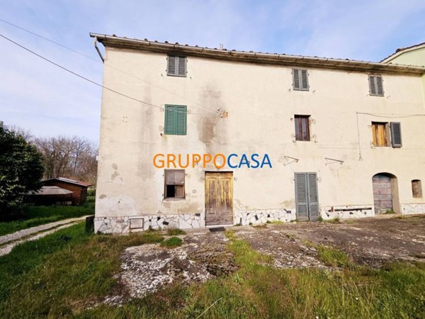 casa indipendente in vendita ad Altopascio