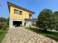 casa indipendente in vendita a Bagni di Lucca in zona Fornoli