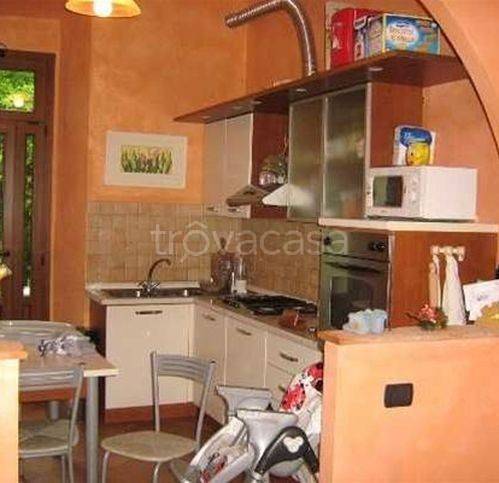 appartamento in vendita a Bagni di Lucca in zona Fornoli