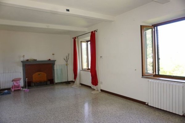 casa semindipendente in vendita a Bagni di Lucca