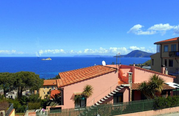 casa indipendente in vendita a Bagni di Lucca in zona Isola