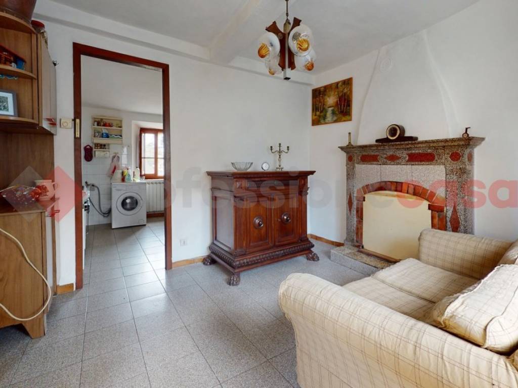 casa indipendente in vendita a Bagni di Lucca in zona Montefegatesi